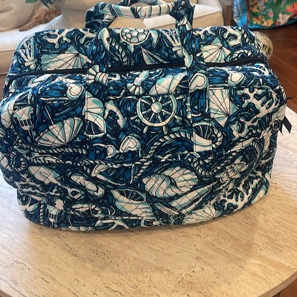 NWT Vera Bradley Grand Traveler Bag
Shore Enough - Picture 5 of 8